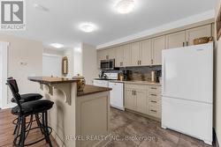 Eat in kitchen - 