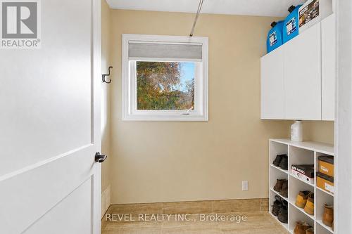 302 - 111 Smits, West Lincoln, ON 