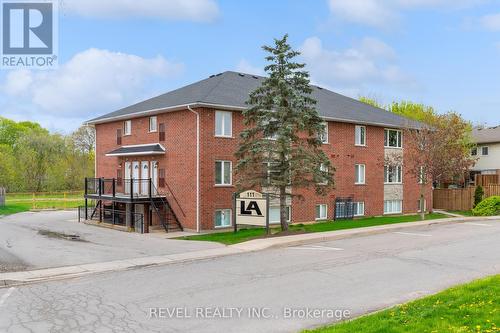 302 - 111 Smits, West Lincoln, ON 