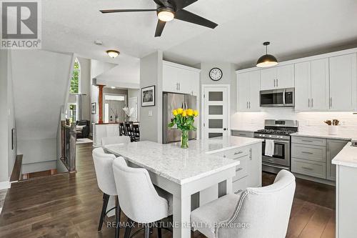 37 Calderwood Way, Ottawa, ON 