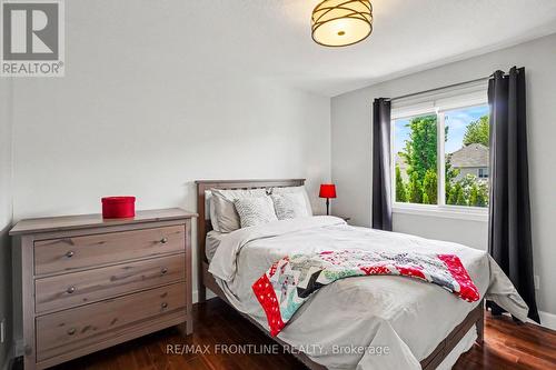 37 Calderwood Way, Ottawa, ON 