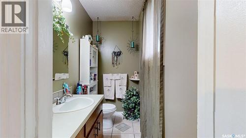 255 Litzenberger Crescent, Regina, SK 