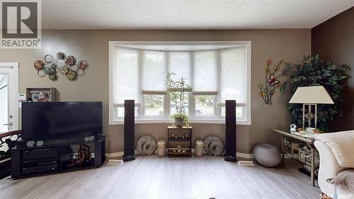 255 Litzenberger Crescent, Regina, SK 