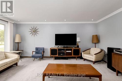 28 Denrich Avenue, Tillsonburg, ON - Indoor