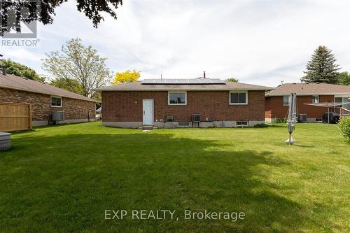 28 Denrich Avenue, Tillsonburg, ON - Outdoor