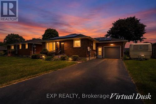 28 Denrich Avenue, Tillsonburg, ON - Outdoor