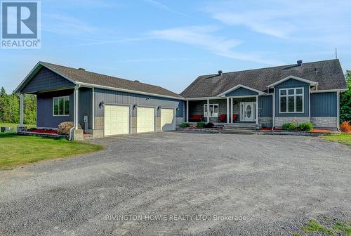 3 car attached garage - 3220 A March Road, Ottawa, ON 