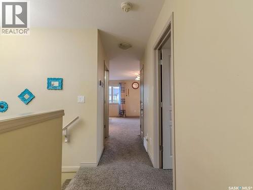 274 Ashworth Crescent, Saskatoon, SK 