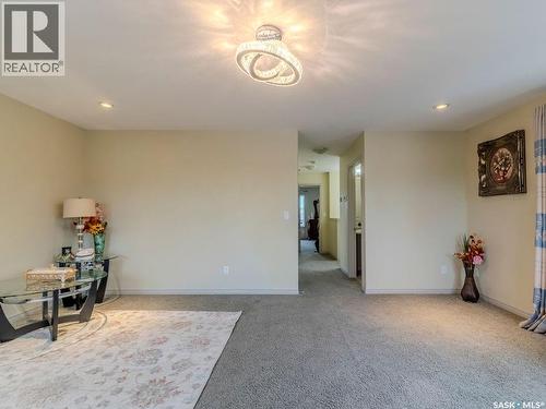 274 Ashworth Crescent, Saskatoon, SK 