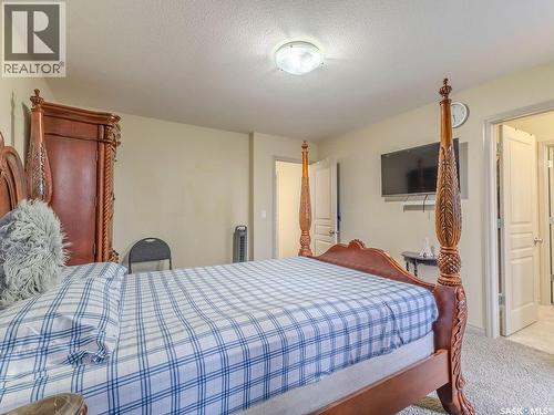 274 Ashworth Crescent, Saskatoon, SK 
