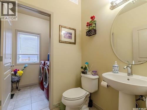 274 Ashworth Crescent, Saskatoon, SK 
