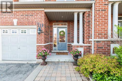 119 THATCHER CRESCENT  East Gwillimbury, ON L9N 0B9