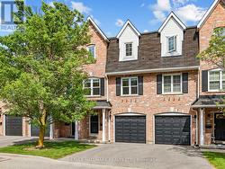 15A - 81 NORTHERN HEIGHTS DRIVE Richmond Hill, ON L4B 4C9