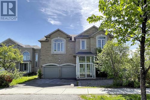 209 REDSTONE ROAD  Richmond Hill, ON L4S 2E2