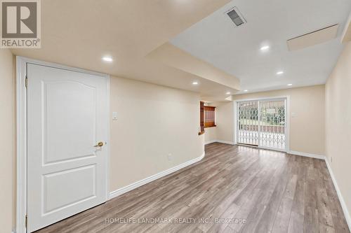 209 Redstone Road, Richmond Hill, ON 