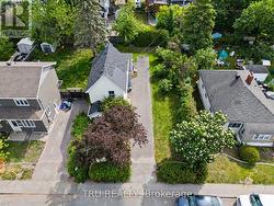 23 ANNA AVENUE  Ottawa, ON K1Z 7T5