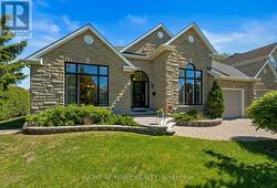 85 BRIGHTSIDE AVENUE Ottawa, ON K2S 1K2