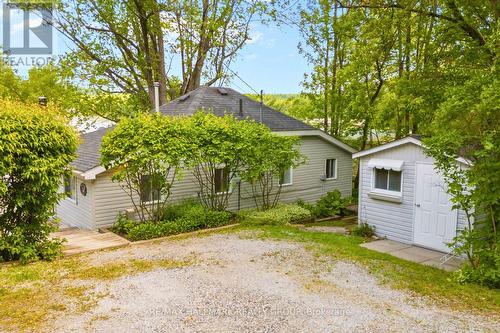 Private driveway with shed and yard space - 118 Hall Shore Road, Lanark Highlands, ON 