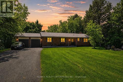 6543 Chippewa Road E, Hamilton, ON - Outdoor