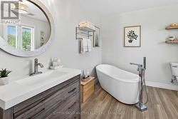 Spa like ensuite - 