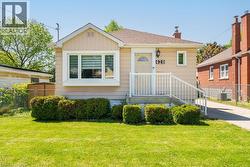 420 UPPER GAGE Avenue  Hamilton, ON L8V 4H9