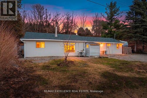 1867 Brantford Highway, North Dumfries, ON 