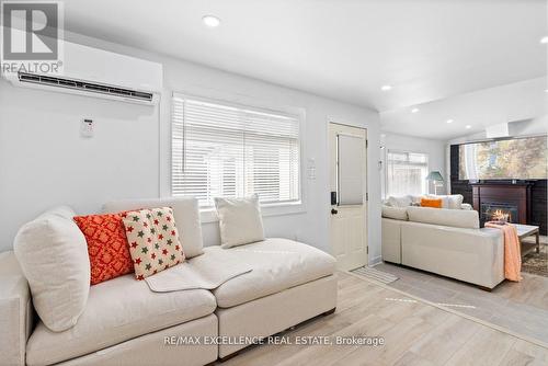 1867 Brantford Highway, North Dumfries, ON 