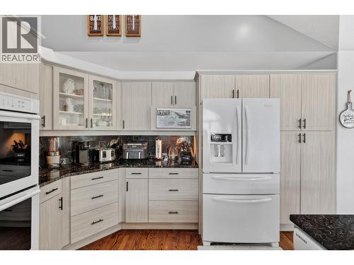 6650 Finch Road, Lake Country, BC - Indoor Photo Showing Kitchen