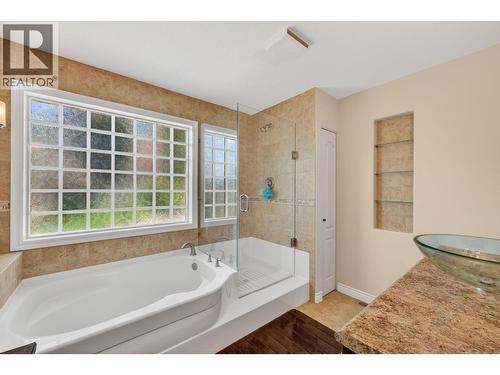 6650 Finch Road, Lake Country, BC - Indoor Photo Showing Bathroom
