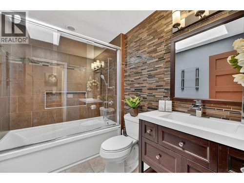 6650 Finch Road, Lake Country, BC - Indoor Photo Showing Bathroom
