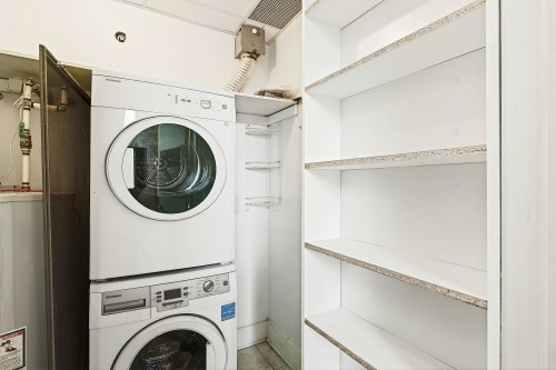 Laundry - 207-801 Rue De La Commune E., Montréal (Ville-Marie), QC - Indoor Photo Showing Laundry Room