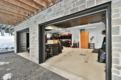 Garage - 