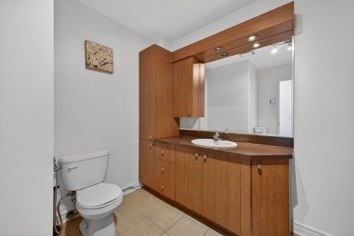Salle de bains - 7936 Boul. Lévesque E., Laval (Duvernay), QC 