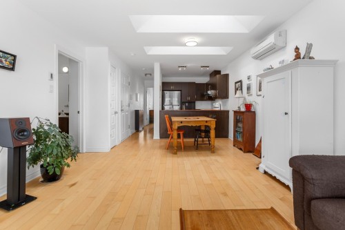 Salon - 6-1928 Rue Le Ber, Montréal (Le Sud-Ouest), QC 