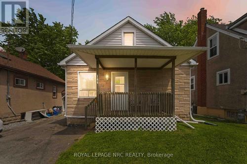 144 MCALPINE AVENUE S  Welland (Lincoln/Crowland), ON L3B 1T6