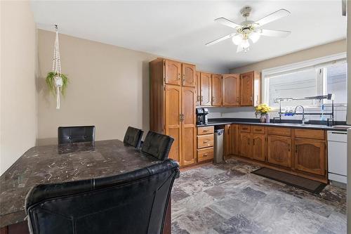 478 Hartford Avenue, Winnipeg, MB - Indoor Photo Showing Other Room