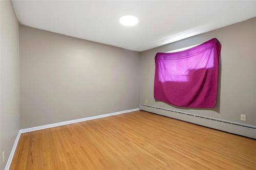 478 Hartford Avenue, Winnipeg, MB - Indoor Photo Showing Other Room