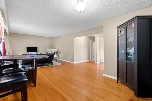 478 Hartford Avenue, Winnipeg, MB - Indoor Photo Showing Office