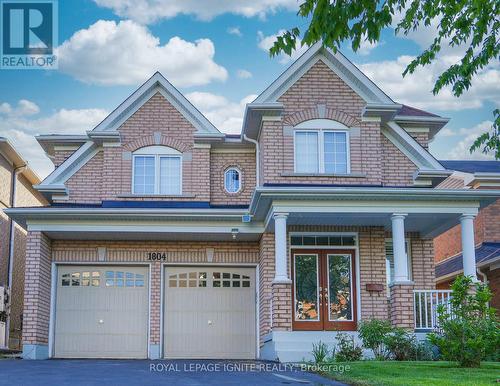 1804 FINKLE DRIVE  Oshawa, ON L1K 0R4