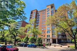 5 - 373 LAURIER AVENUE E  Ottawa, ON K1N 8X6