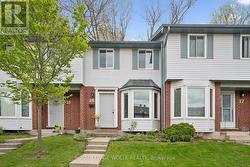 26 - 219 KINGSWOOD DRIVE  Kitchener, ON N2E 3J4