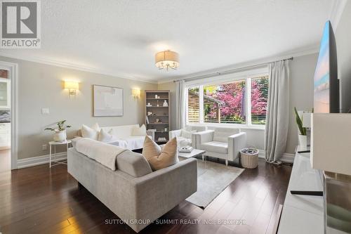 14 Plainsman Road, Mississauga, ON 
