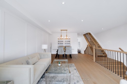 62 Ash Crescent, Toronto, ON 