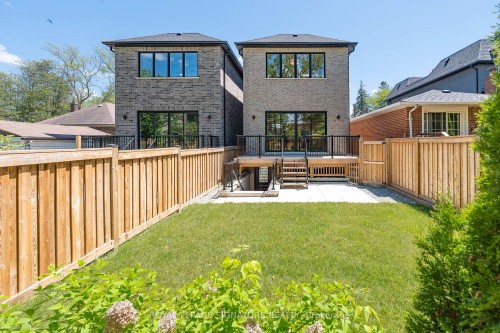 62 Ash Crescent, Toronto, ON 