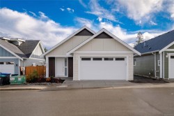 472 Hampstead St Parksville, BC V9P 0G5