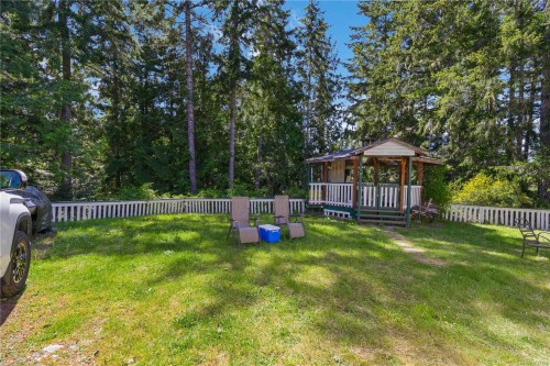 821 Seedtree Rd, Sooke, BC 