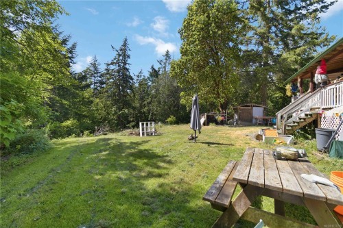 821 Seedtree Rd, Sooke, BC 