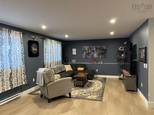 35 Hummingbird Lane, Hammonds Plains, NS 
