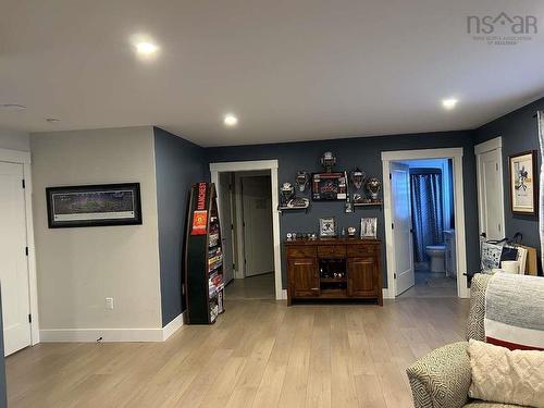 35 Hummingbird Lane, Hammonds Plains, NS 