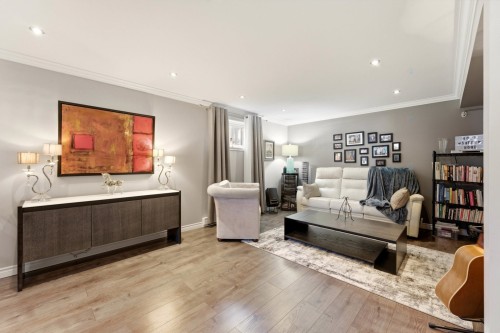 Salle familiale - 1626 Rue Charles-Durocher, Chambly, QC - Indoor